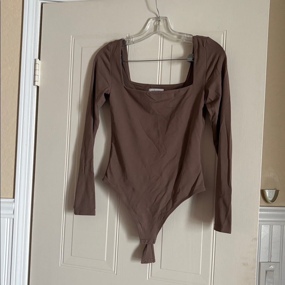Babaton, size M